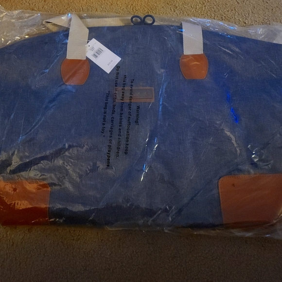 Buckle travel bag - Picture 1 of 6